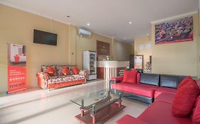 Reddoorz Plus Near Syamsudin Noor Airport 3