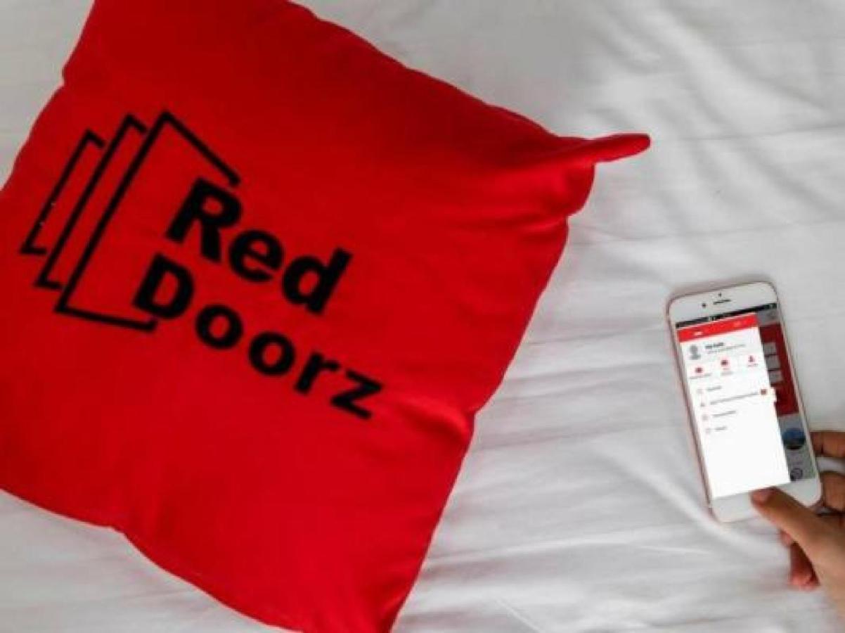 Reddoorz Plus Near Syamsudin Noor Airport 3 Banjarbaru Bagian luar foto